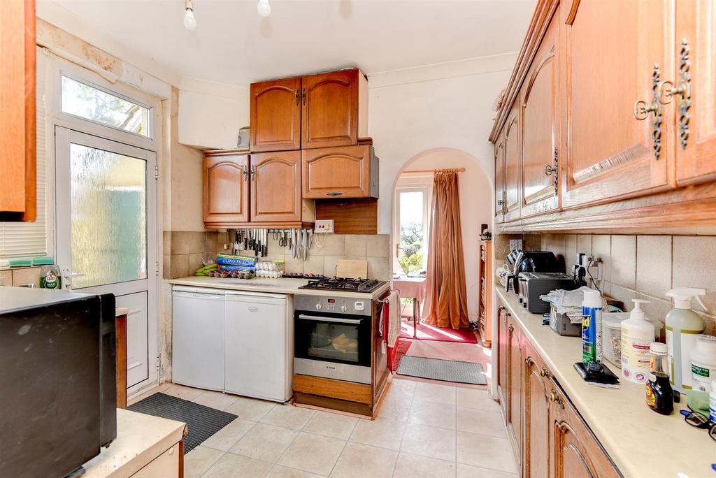 For Sale by Aspire Residential Arundel Road