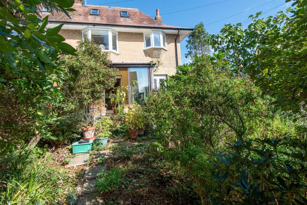 For Sale by Aspire Residential Arundel Road