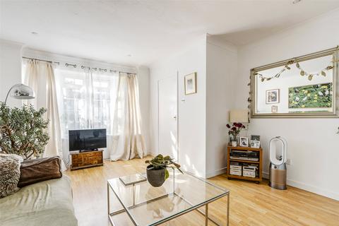 3 bedroom end of terrace house for sale, Horsham Road, Findon Village, Worthing, West Sussex, BN14