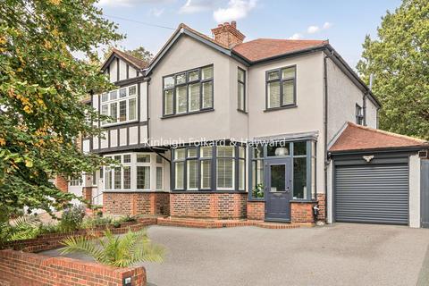 43 The Chase, Bromley, BR1 3DE