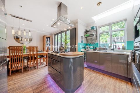 43 The Chase, Bromley, BR1 3DE