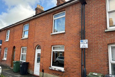 Caesars Road, Newport PO30