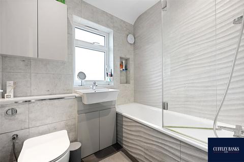 11 Brooklands Drive, Perivale, Greenford, UB6 7AU
