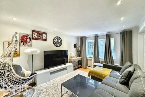 undefined, Thomas Close, Nottingham
