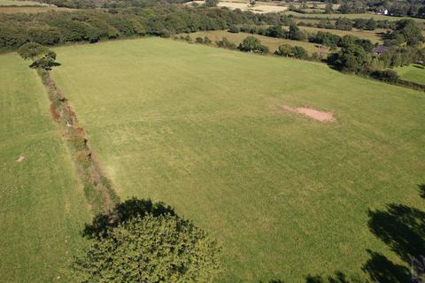 undefined, Felin Land, Llangybi
