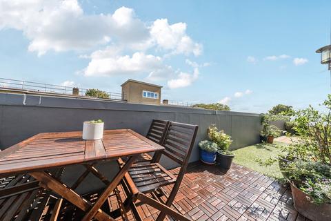 1 bedroom flat for sale, Limerick Close, Balham, London, SW12