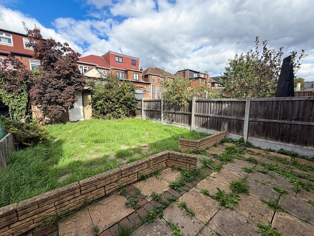 Pentire Rd E17