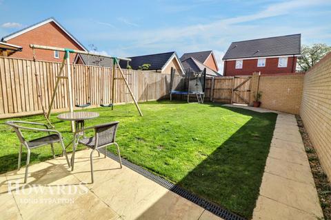 3 bedroom detached house for sale, Mustang Way, Attleborough