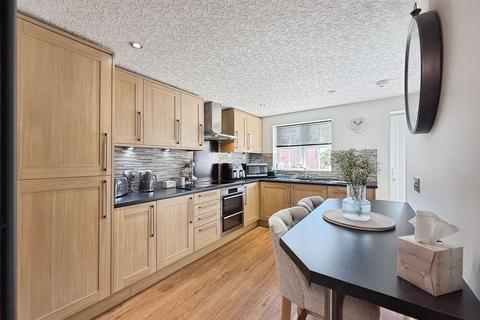 13 Laurel Close, Carlisle, CA2 7DL