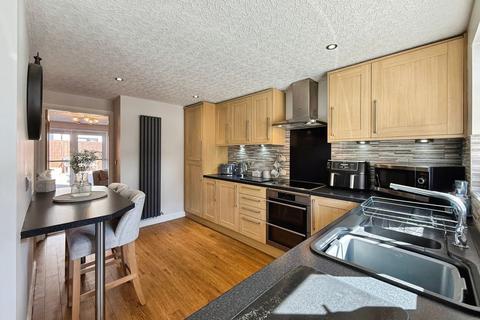 13 Laurel Close, Carlisle, CA2 7DL