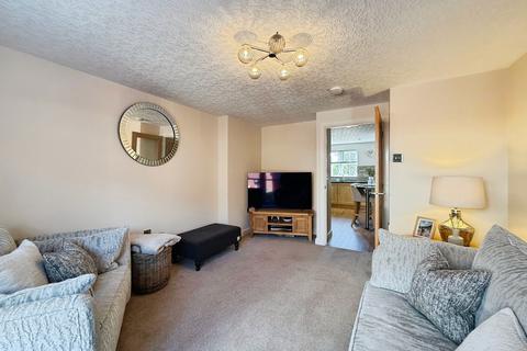 13 Laurel Close, Carlisle, CA2 7DL