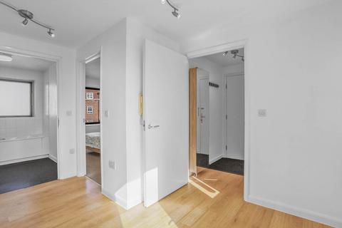 1 bedroom apartment for sale, Milborne Steet, London