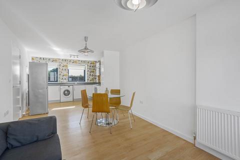 1 bedroom apartment for sale, Milborne Steet, London
