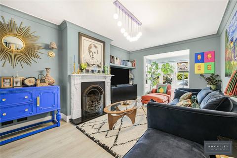 3 bedroom semi-detached house for sale, Dennis Road, East Molesey, Surrey, KT8