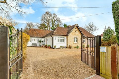 4 bedroom detached bungalow for sale, Copthorne Road, Felbridge, East Grinstead, RH19