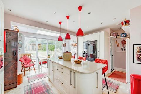 4 bedroom detached bungalow for sale, Copthorne Road, Felbridge, East Grinstead, RH19