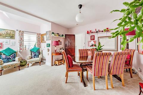 4 bedroom detached bungalow for sale, Copthorne Road, Felbridge, East Grinstead, RH19