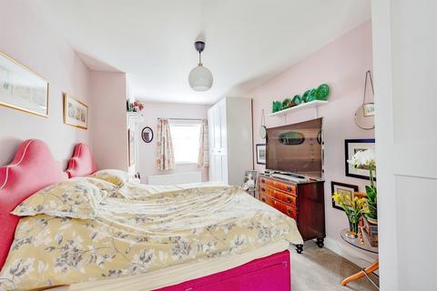 58 Copthorne Road, Felbridge, East Grinstead, RH19 2NU