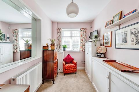 58 Copthorne Road, Felbridge, East Grinstead, RH19 2NU