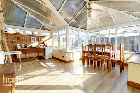 undefined, Laurel Place, Leeds