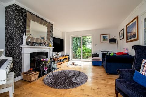 4 bedroom detached house for sale, Le Vieux Beaumont, St Peter JE3