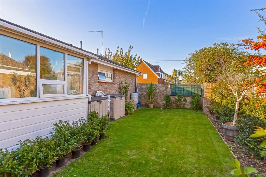 Rockingham Close 10.jpg