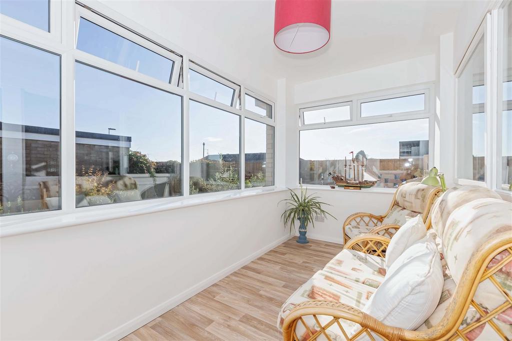 Rockingham Close 2.jpg