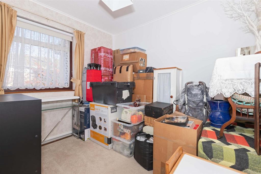 Rockingham Close 5.jpg