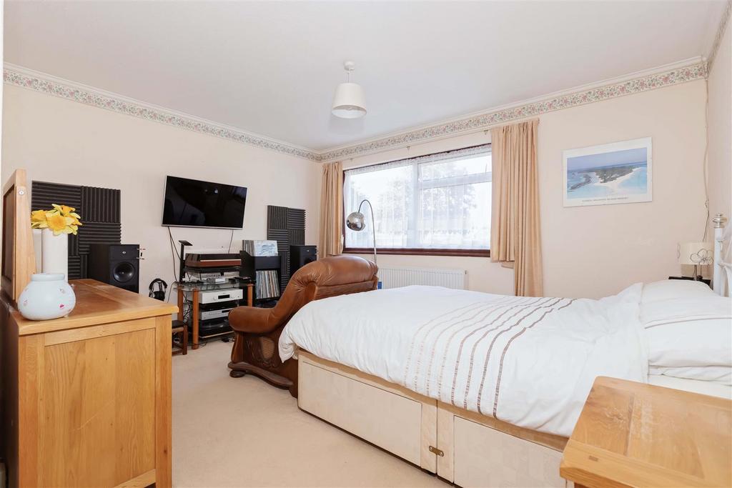 Rockingham Close 7.jpg