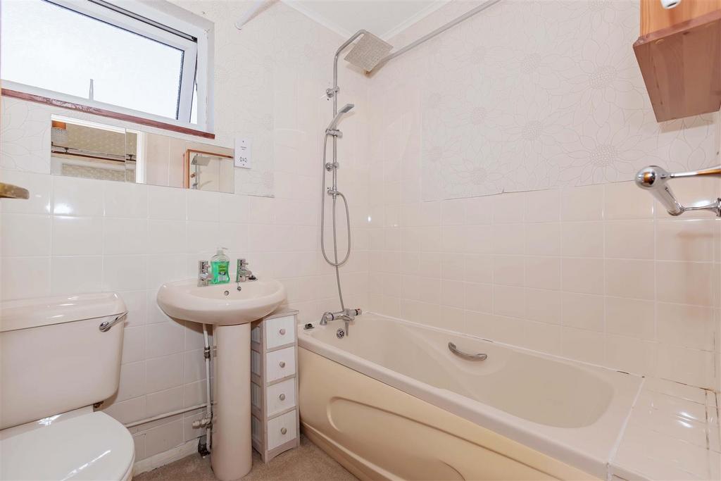 Rockingham Close 6.jpg