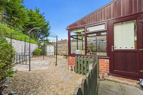 4 bedroom semi-detached house for sale, Birkett Avenue, Whitby