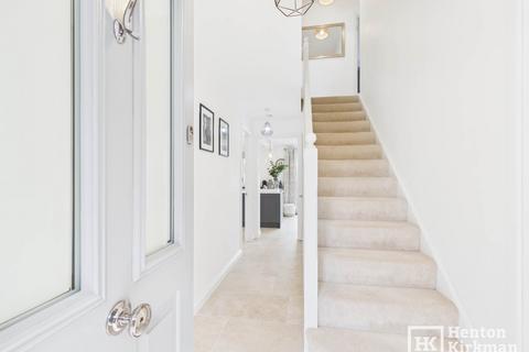 4 bedroom detached house for sale, Tye Common Road, Billericay