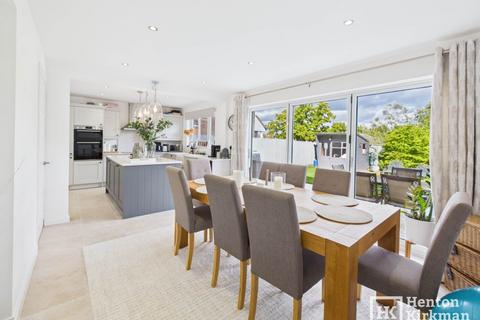4 bedroom detached house for sale, Tye Common Road, Billericay