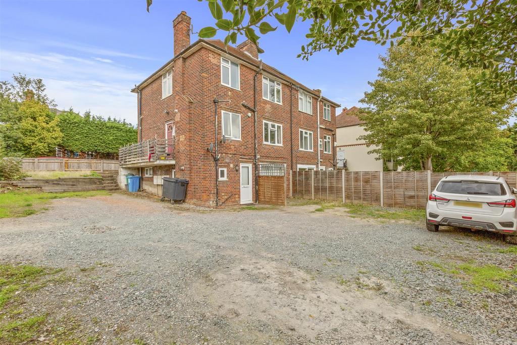 191 C West Wycombe Road, HP12 3 AF-11.jpg