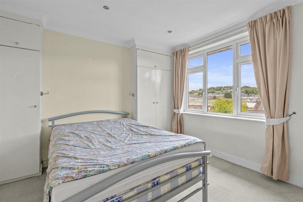 191 C West Wycombe Road, HP12 3 AF-4.jpg