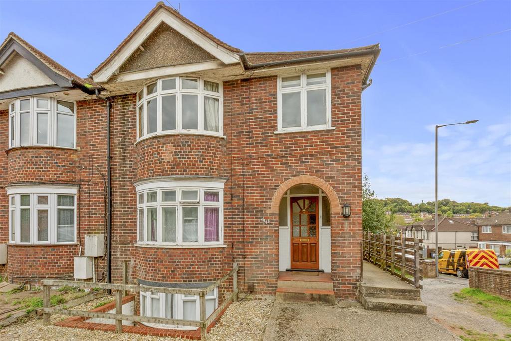 191 C West Wycombe Road, HP12 3 AF-10.jpg
