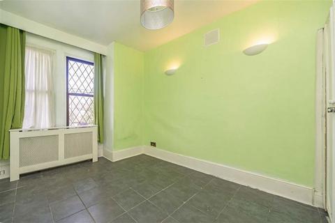 undefined, Woodlands Street, London SE13