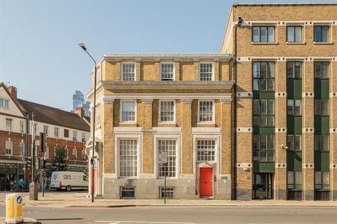 undefined, Commercial Street, London E1