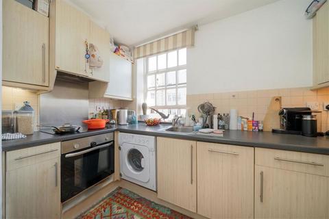 undefined, Commercial Street, London E1