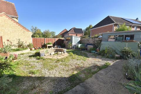 25 Barleyfields, Gillingham, SP8 4UN