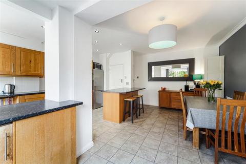4 bedroom semi-detached house for sale, Tattenham Grove, Epsom