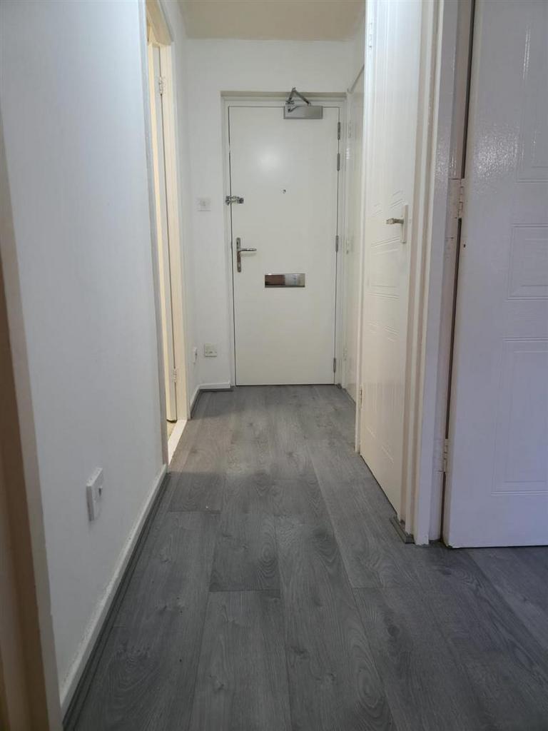 Hallway.jpg