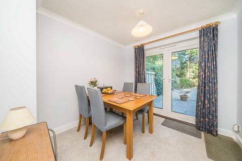 undefined, Windmill Rise, Kingston Upon Thames KT2