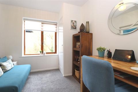 2 bedroom retirement property for sale, The Mount, Woking GU21