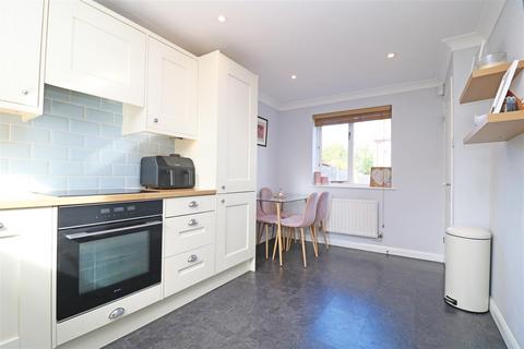 2 bedroom semi-detached house for sale, Dudley Close, Boreham, Chelmsford