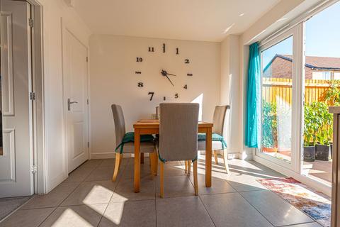 3 bedroom end of terrace house for sale, Sinter Grove, Newport, NP19