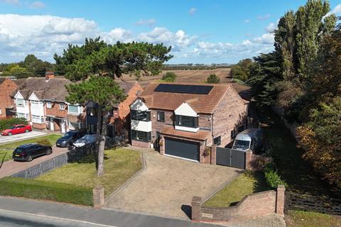 4 bedroom detached house for sale, Main Road, Thorngumbald, Hull, HU12 9NA
