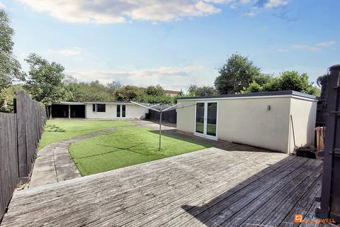 3 bedroom terraced house for sale, Wootton Avenue, Fletton, Peterborough, PE2