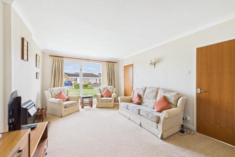 2 bedroom semi-detached bungalow for sale, St. Lawrence Avenue, Cottingham, HU16 5EP