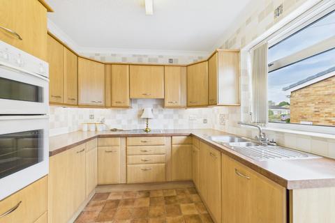 2 bedroom semi-detached bungalow for sale, St. Lawrence Avenue, Cottingham, HU16 5EP